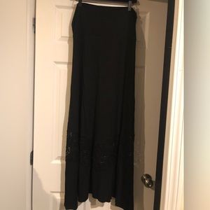 HEYHUN Long Black Lace Skirt